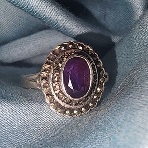 💜 Size 6 amethyst and marcasite ring
